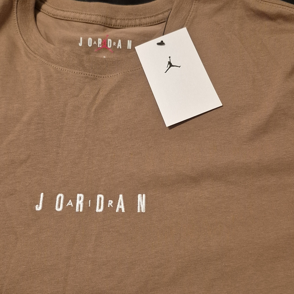 Jordan Men's Brown T-Shirt - Picture 2 of 5